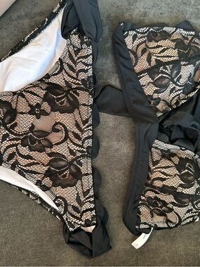 Black Lace Overlay Bikini Set - Women's Swimwear